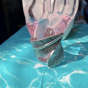 #2 ✅ Feather bracelet